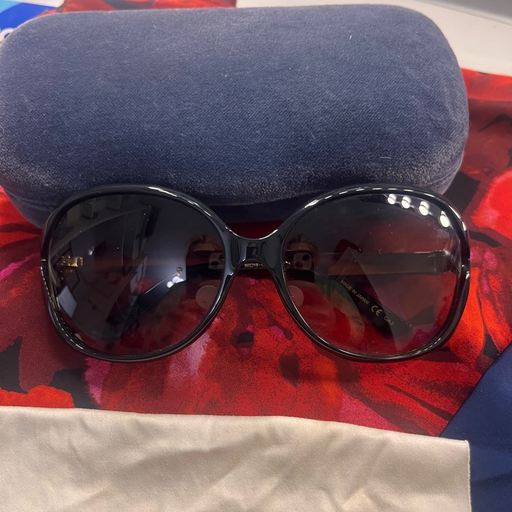 Gucci sunglasses